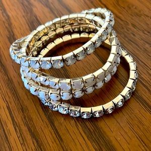Set of 4 jeweled bangles